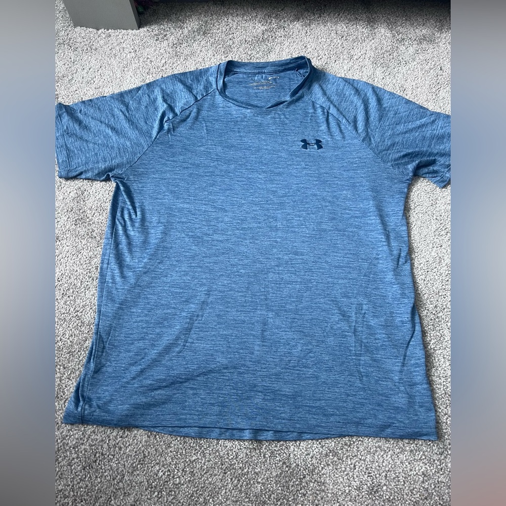 Men’s Under Armour Shirt